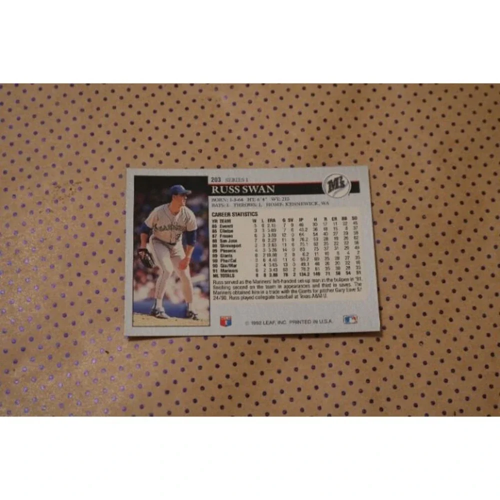 Russ Swan #203 Baseball Card (1992)